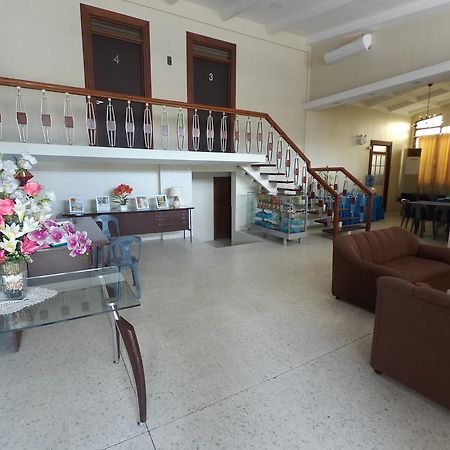 Residencia Marfel Hotell Tacloban Exteriör bild