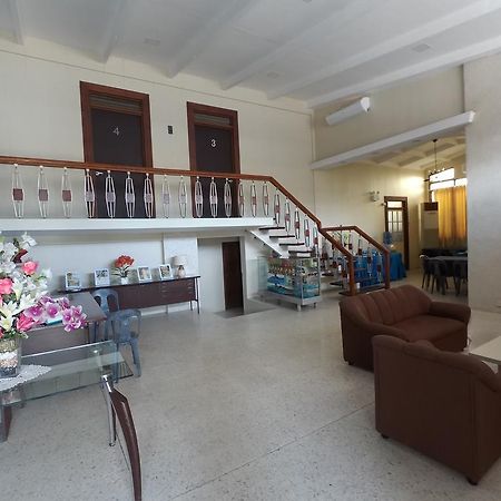 Residencia Marfel Hotell Tacloban Exteriör bild