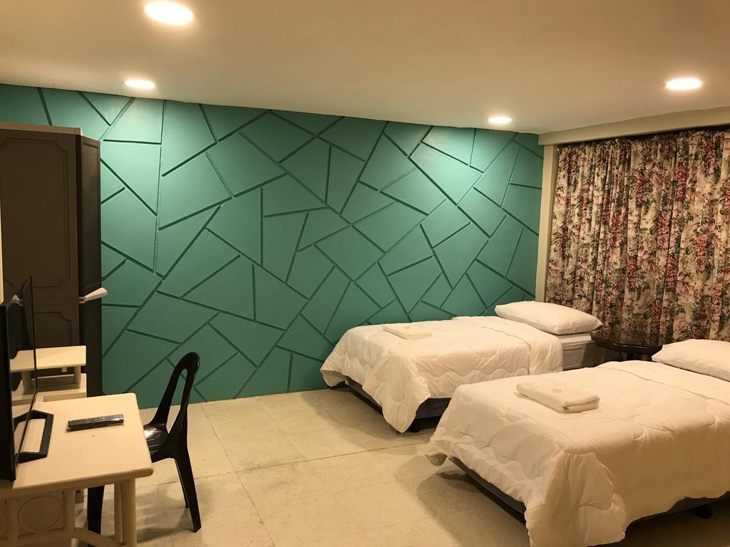 Residencia Marfel Hotell Tacloban Exteriör bild