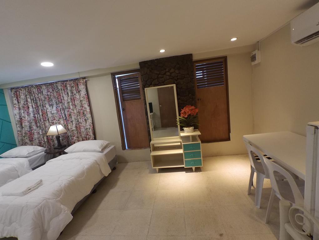 Residencia Marfel Hotell Tacloban Exteriör bild