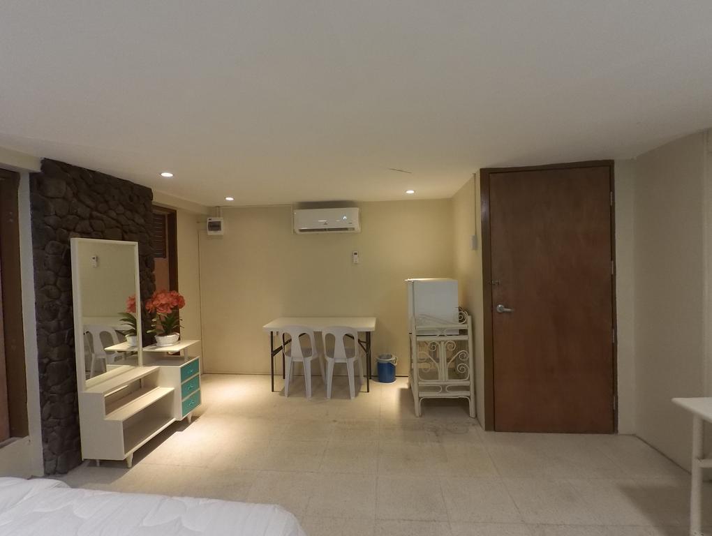 Residencia Marfel Hotell Tacloban Exteriör bild