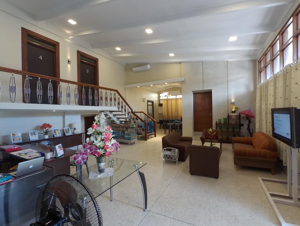 Residencia Marfel Hotell Tacloban Exteriör bild